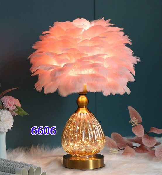 Đèn bàn trang trí lông vũ chao hồng 6606, VLDBTR-182-AB