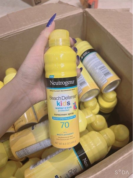 Neutrogena beach defense sunscreen spray SPF 70