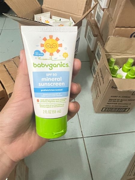 Tuýt chống nắng babyganic 2oz