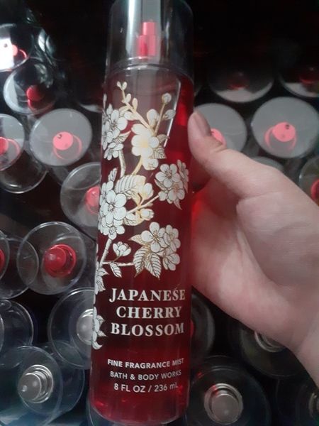  Xịt thơm Japanese cherry blossom 