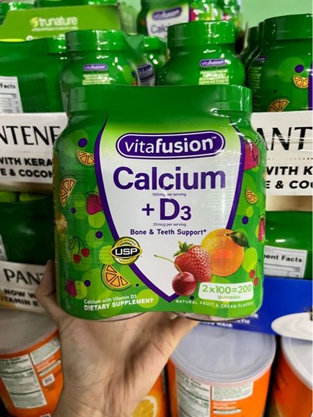 Kẹo dẻo bổ sung Canxi Vitafusion Calcium + D3 500mg 100 viên x2