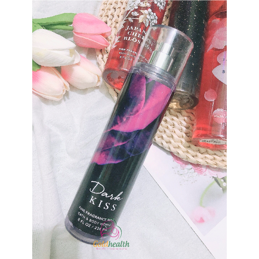 Xịt thơm toàn thân Dark Kiss - Bath and body works