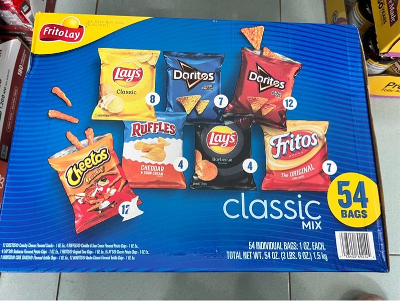 Bánh Fritolay classic mix 54 bags