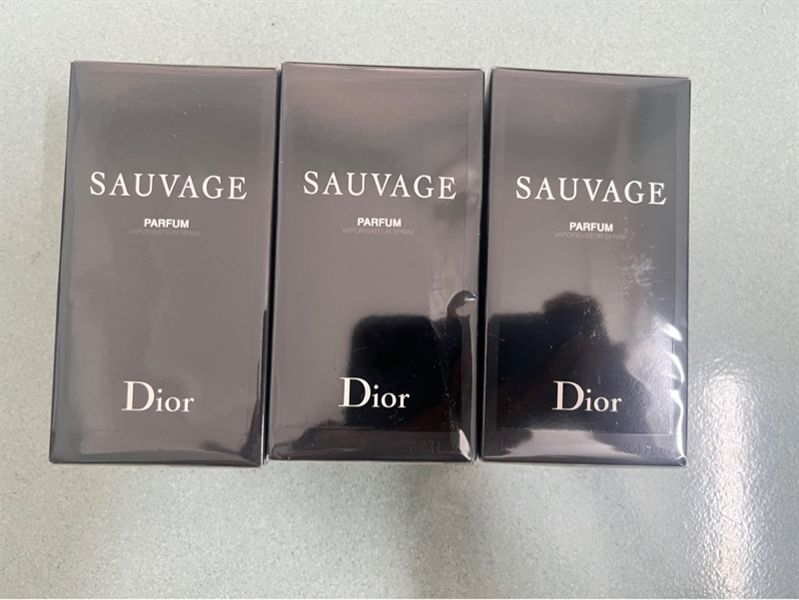 Nước hoa Nam Dior Sauvage Eau De Parfum 100ml