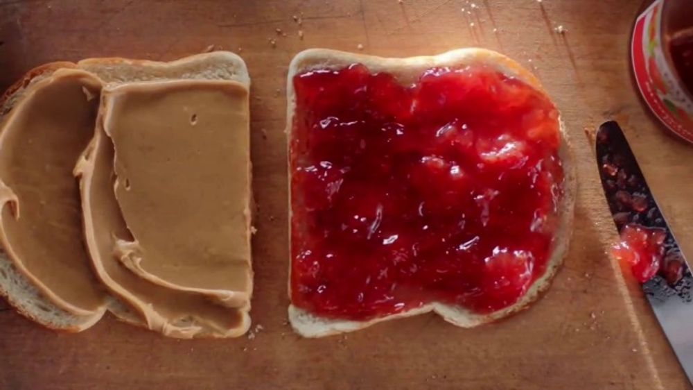 Combo 2 Lọ Mứt Dâu Smucker 2x340g/Hủ