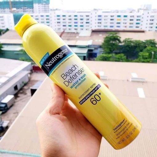 Xịt Chống Nắng Đi Biển Neutrogena Beach Defense Spf 60+ 240G