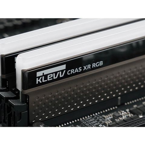  ( 2x8GB DDR4 3600 ) RAM 16GB KLEVV CRAS XR RGB 