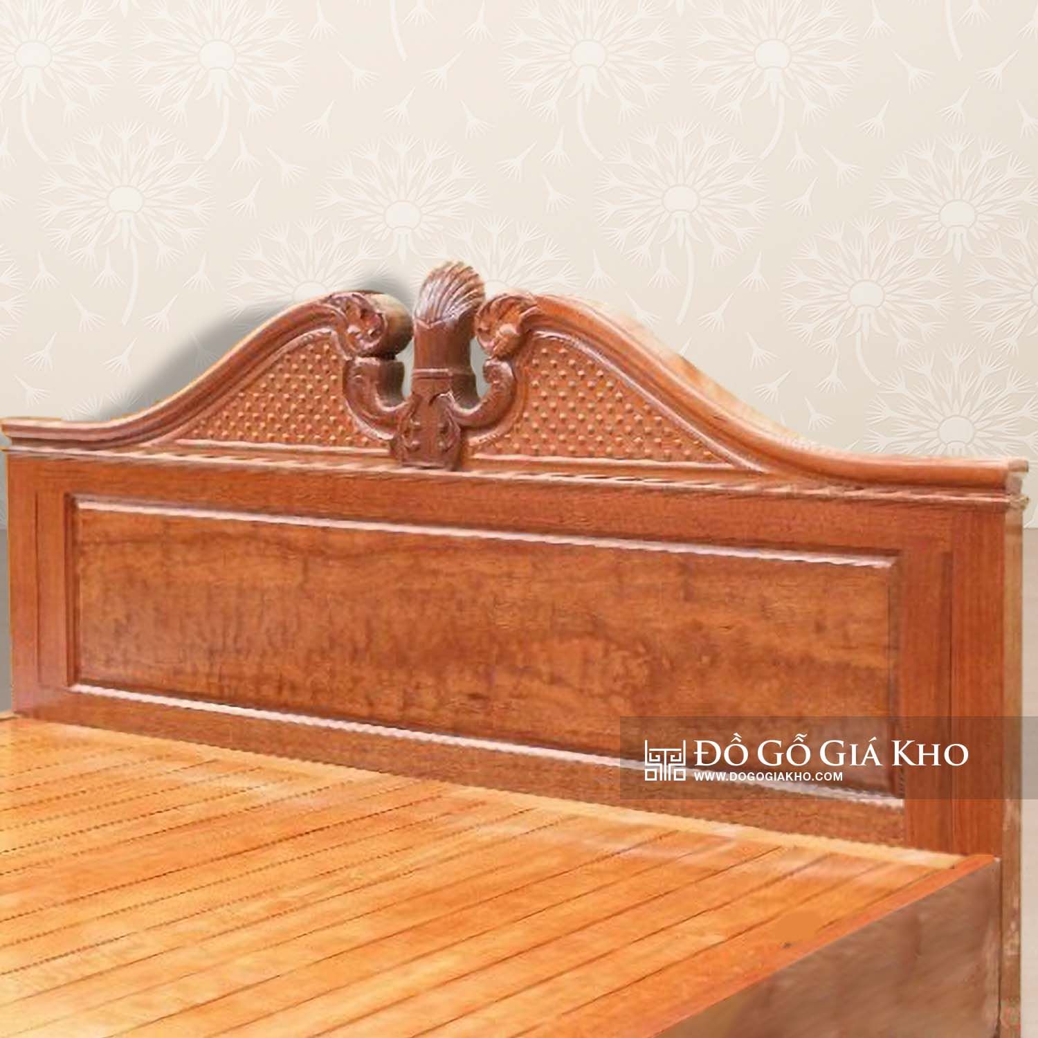 GN067 - GIƯỜNG GỖ GỘI - PN