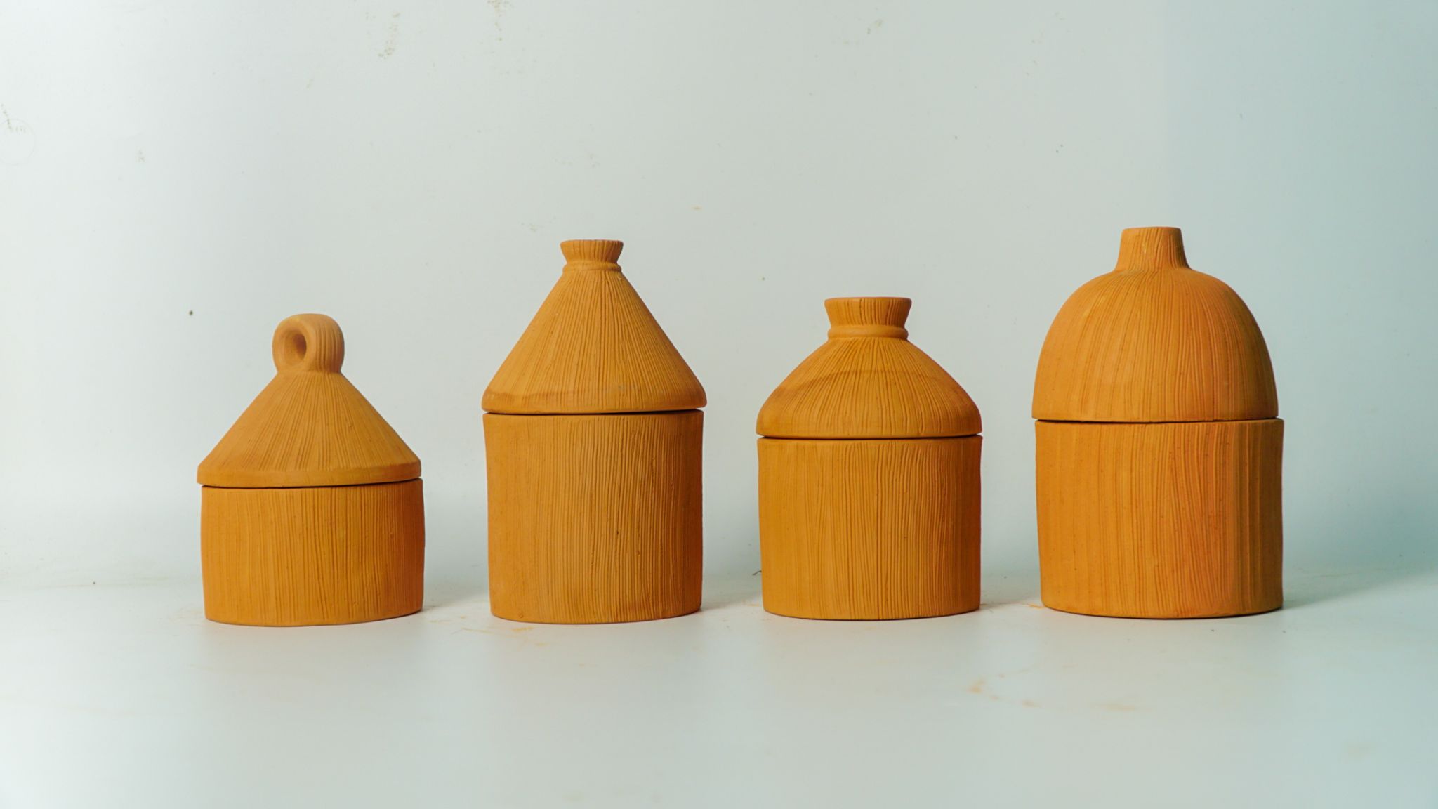 Hũ Đất Nung Handmade Có Nắp - HD11