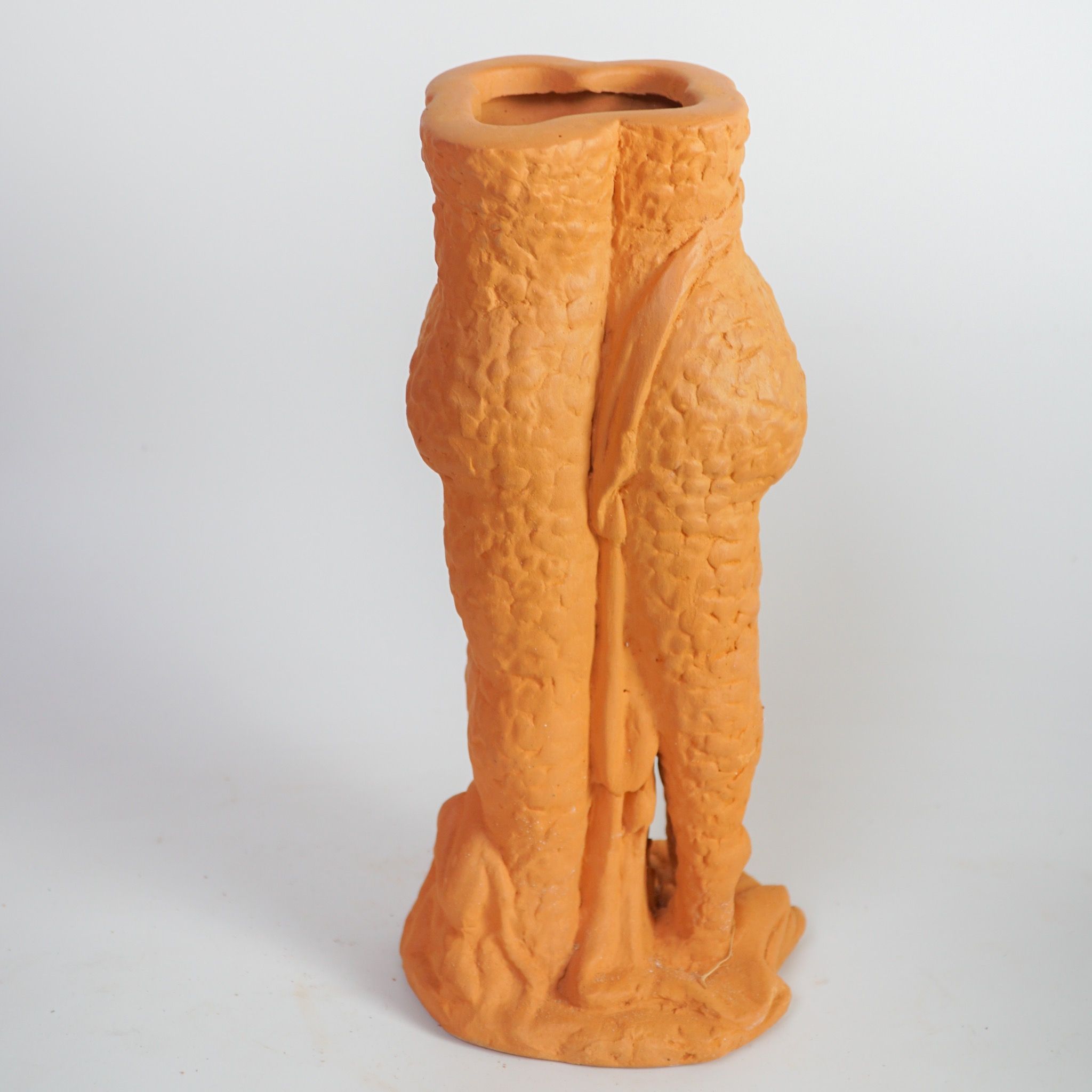 Lọ Hoa Đất Nung - Nụ Hôn - The Kiss Vase - LH52