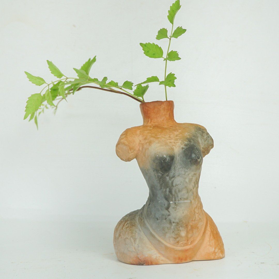 Lọ hoa Đất Nung - The Body Vase - LH41