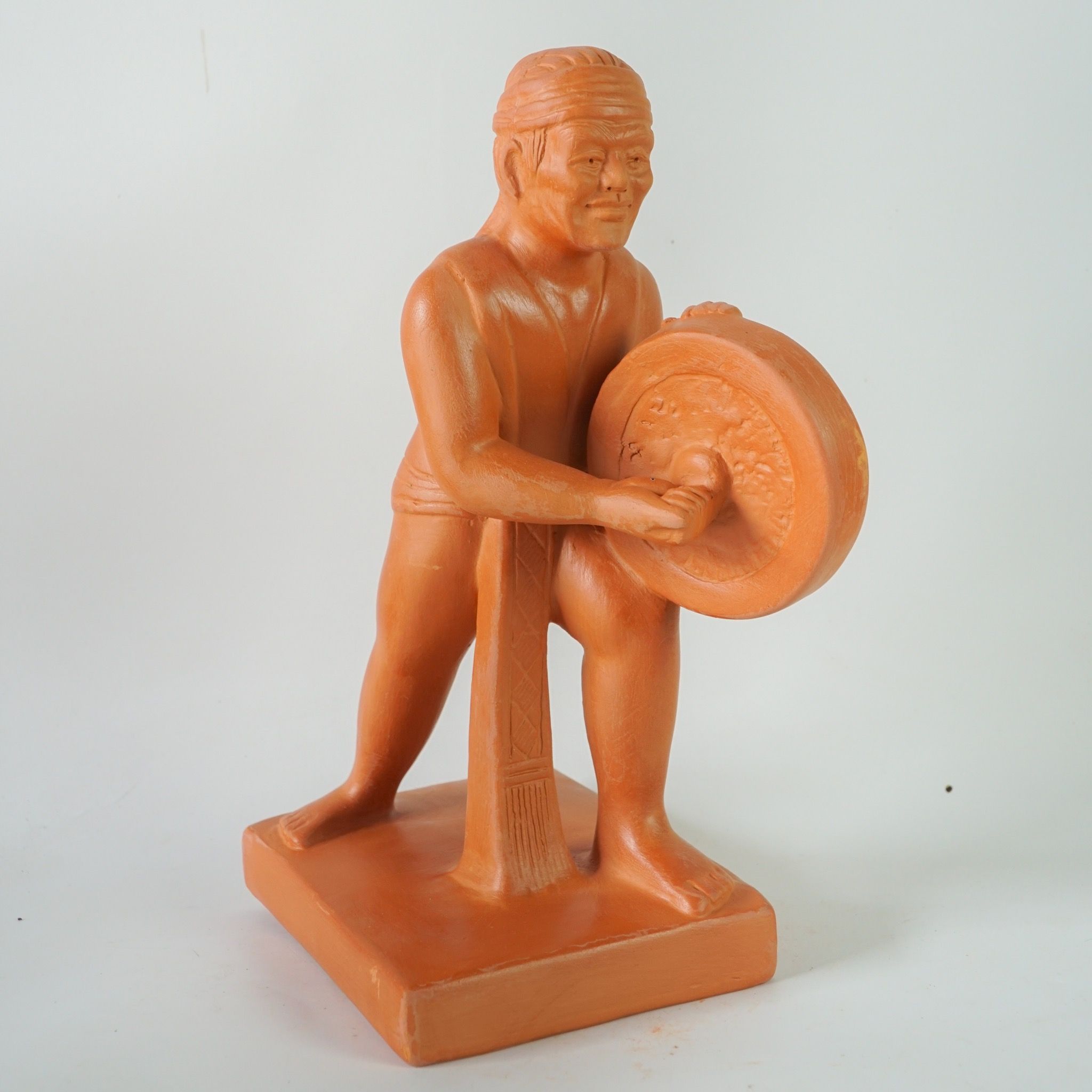 Tượng Trang Trí - Vũ Điệu Cồng Chiên - TTT86