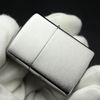 BẬT LỬA ZIPPO ARMOR VỎ DẦY TRẮNG PHAY XƯỚC Z257