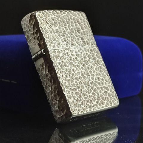 BẬT LỬA ZIPPO BẠC ĐÚC NGUYÊN KHỐI STERLING CHỦ ĐỀ VÂN GÕ BÚA 5 MẶT NĂM 2008 ZB49