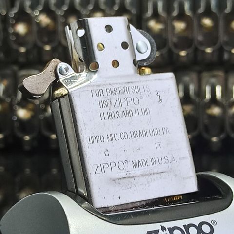 RUỘT ZIPPO MỚI CHÍNH HÃNG USA - MÀU TRẮNG PK31