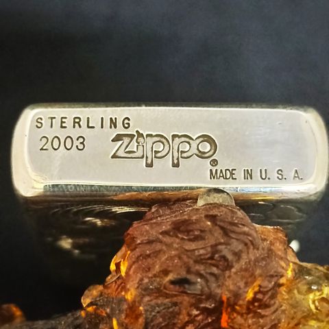 Bật Lửa Zippo Bạc Đúc Nguyên Khối Sterling Chạm Khắc Thủ Công Hoa Văn 5 Mặt Năm 2003 ZBU98