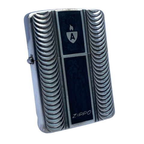 Bật Lửa Zippo Armor Mạ Bạc Vân Sóng Men Đen Vân Đá Rất Hiếm Năm 2007 ZQHU84