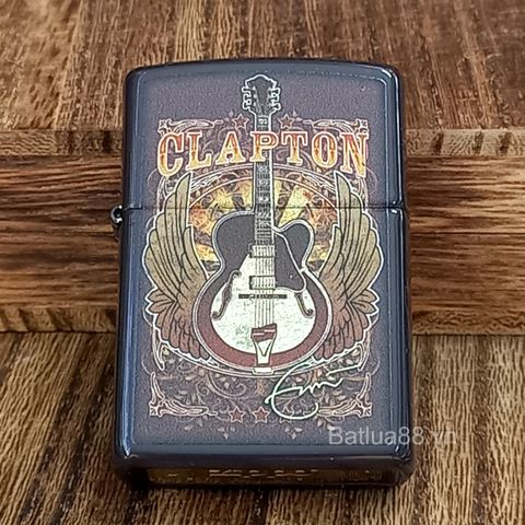 Zippo 48196 – Zippo Eric Clapton Guitar Design Brown Mã Sản Phẩm ZM114