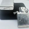 Bật Lửa Zippo Bạc Khối Chữ Xéo Bản Kỷ Niệm 60 Năm 1932 - 1992 Bản Hiếm ZB77