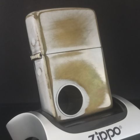 Zippo Khoan Hình Lỗ Đạn Giá Thanh Lý Đã Qua Sử Dụng SX 2003 C12