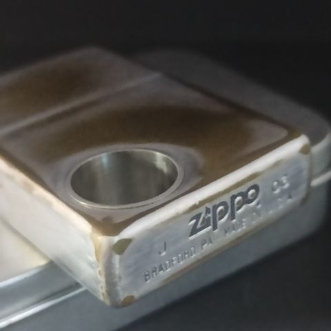 Zippo Khoan Hình Lỗ Đạn Giá Thanh Lý Đã Qua Sử Dụng SX 2003 C12
