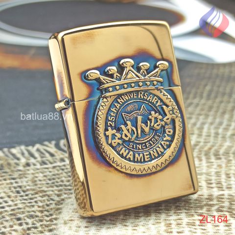 BẬT LỬA ZIPPO LIMITTED 300 CHIẾC TOÀN THẾ GIỚI EMBLEM CHỦ ĐỀ KỶ NIỆM 25 NĂM THƯƠNG HIỆU (CỰC HIẾM) NĂM 2006 ZL164