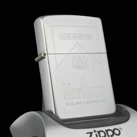 Bật Lửa Zippo Chủ Đề Marlboro Bản Hiếm Gặp Năm 2002 ZL613