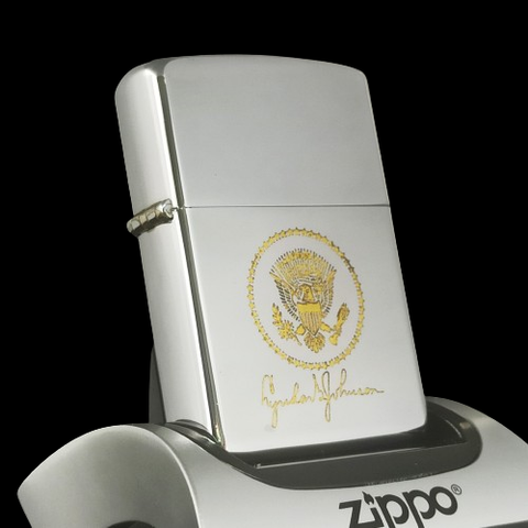 Zippo 1966 8 Gạch Huy Hiệu Tổng Thống Mỹ Lyndon B. Johnson Chặn Xăng Đỏ ZQH77