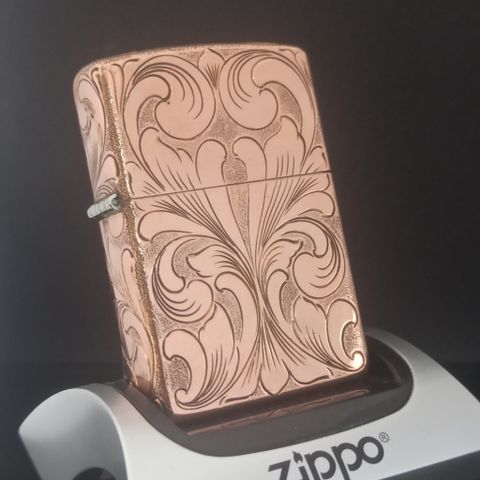 Bật Lửa Zippo Đồng Đỏ Solid Copper Khắc Sủi Tay Thủ Công 5 Mặt Đã Qua Sử Dụng, SX năm 2003 ZQHU107