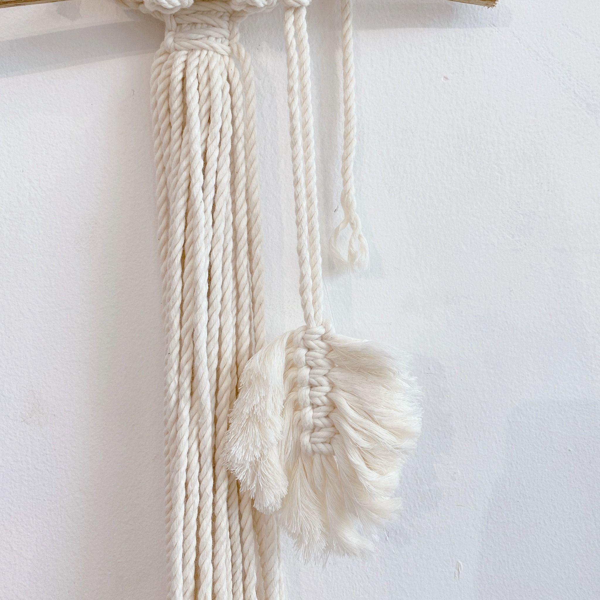 Phụ Kiện Cú Thông Thái MACRAME Treo Tường Trang Trí