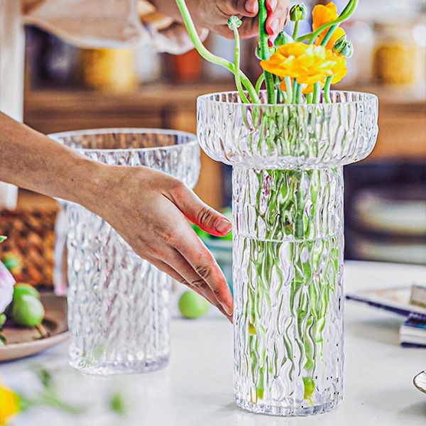 Lọ Hoa Thủy Tinh Wavy Line Vase