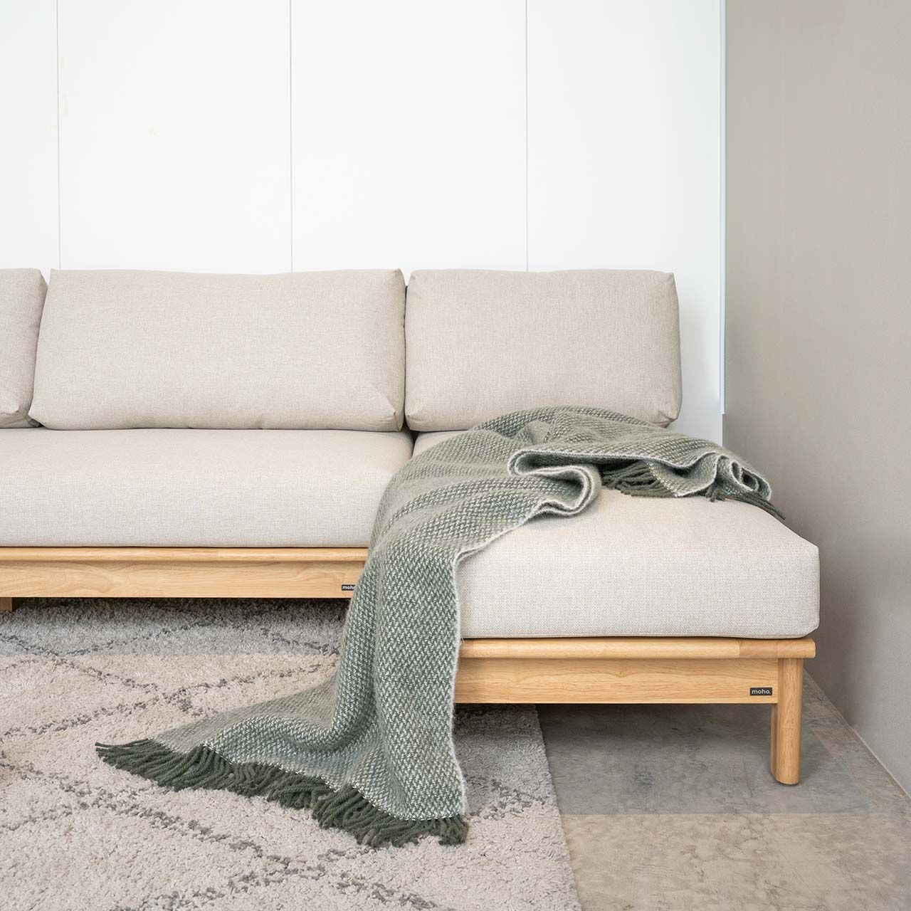 Ghế Sofa Góc Chữ L Gỗ Cao Su Tự Nhiên MOHO VLINE 601