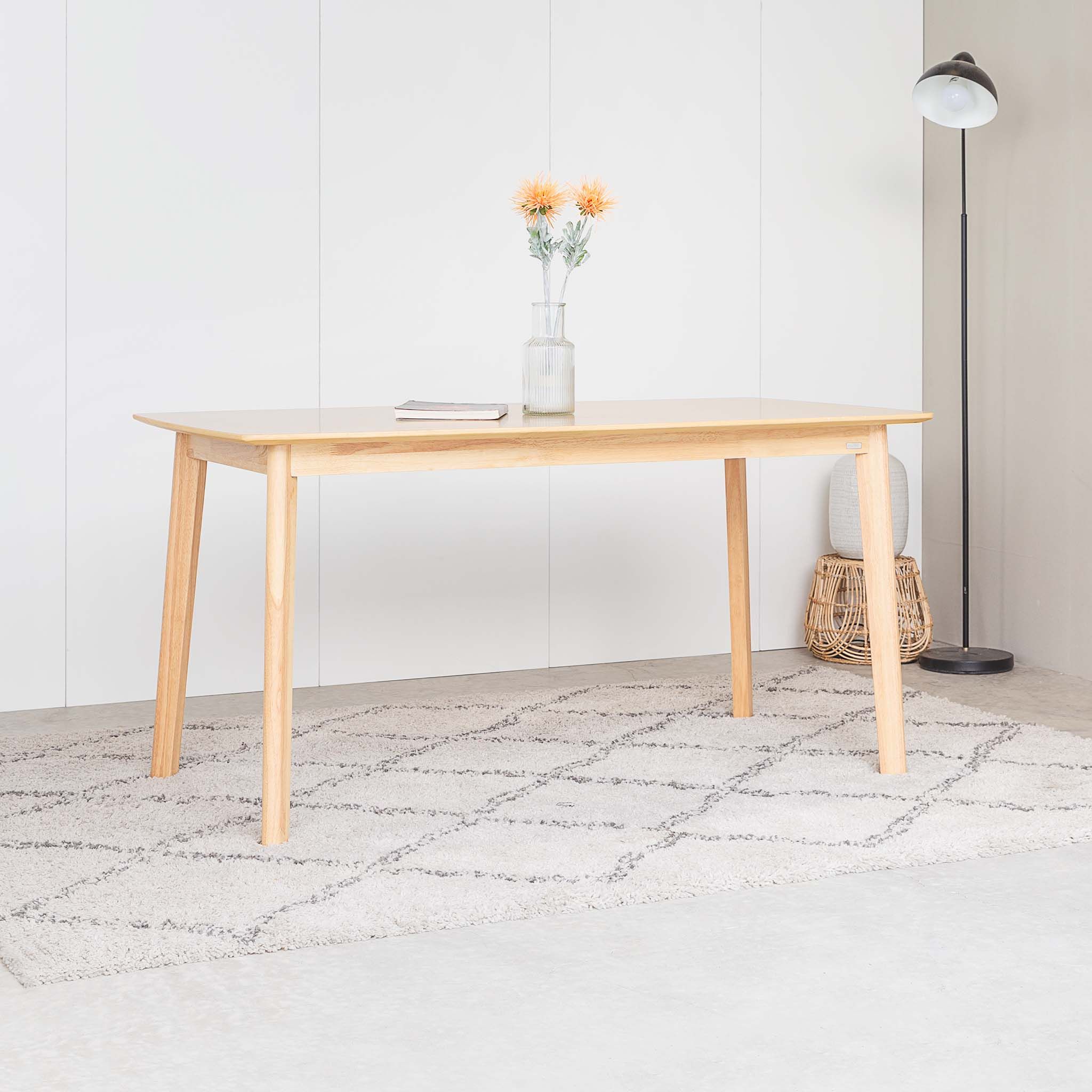 Bàn Ăn Gỗ Cao Su MOHO OSLO 901