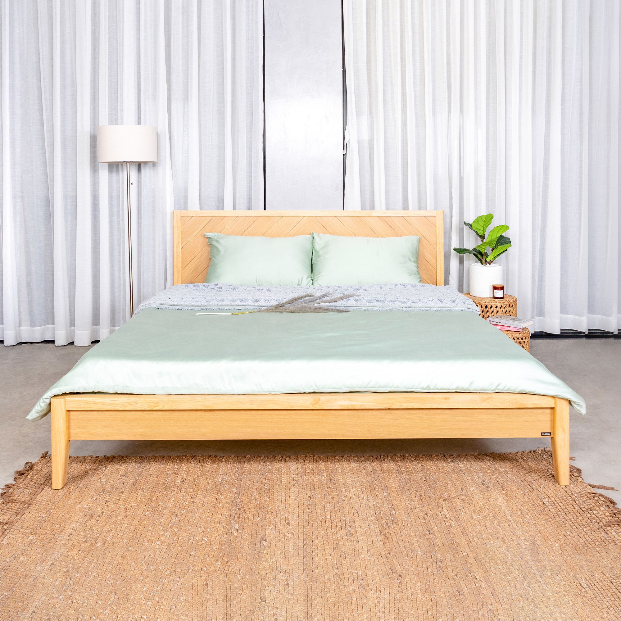 Giường Ngủ Gỗ Cao Su MOHO HOBRO 301
