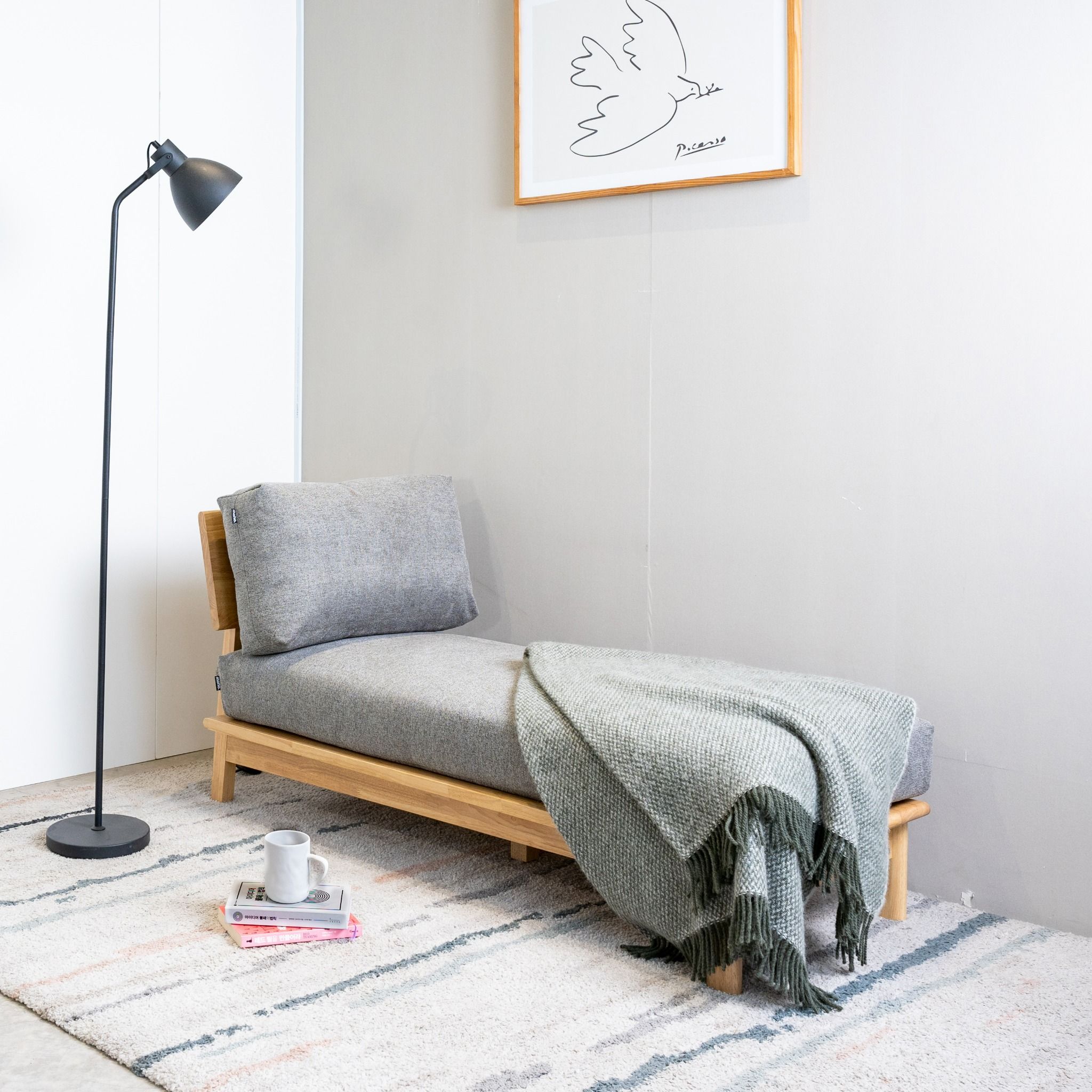 Ghế Sofa Góc Chữ L Gỗ Cao Su Tự Nhiên MOHO VLINE 601