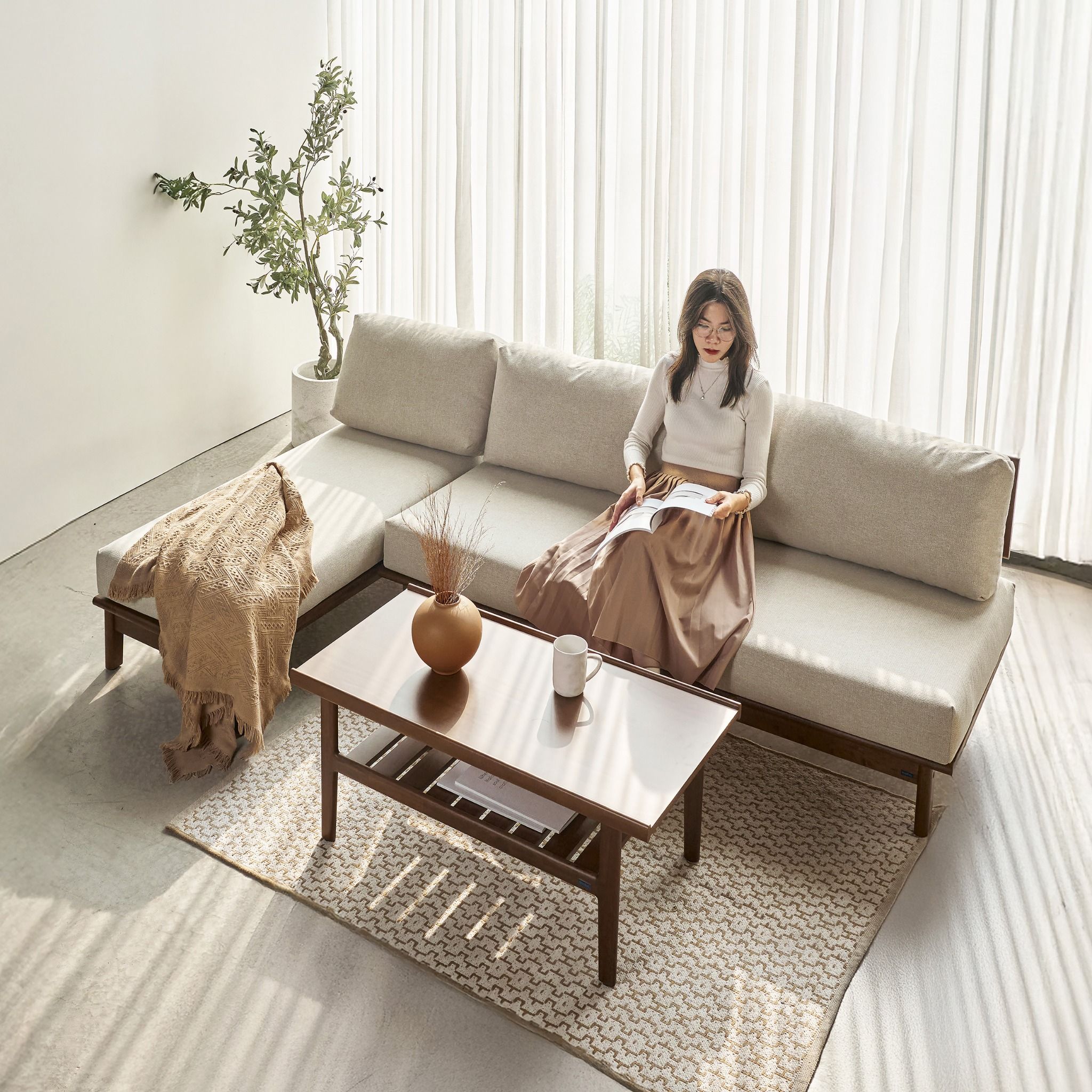 Ghế Sofa Gỗ Tràm Tự Nhiên MOHO VLINE 601