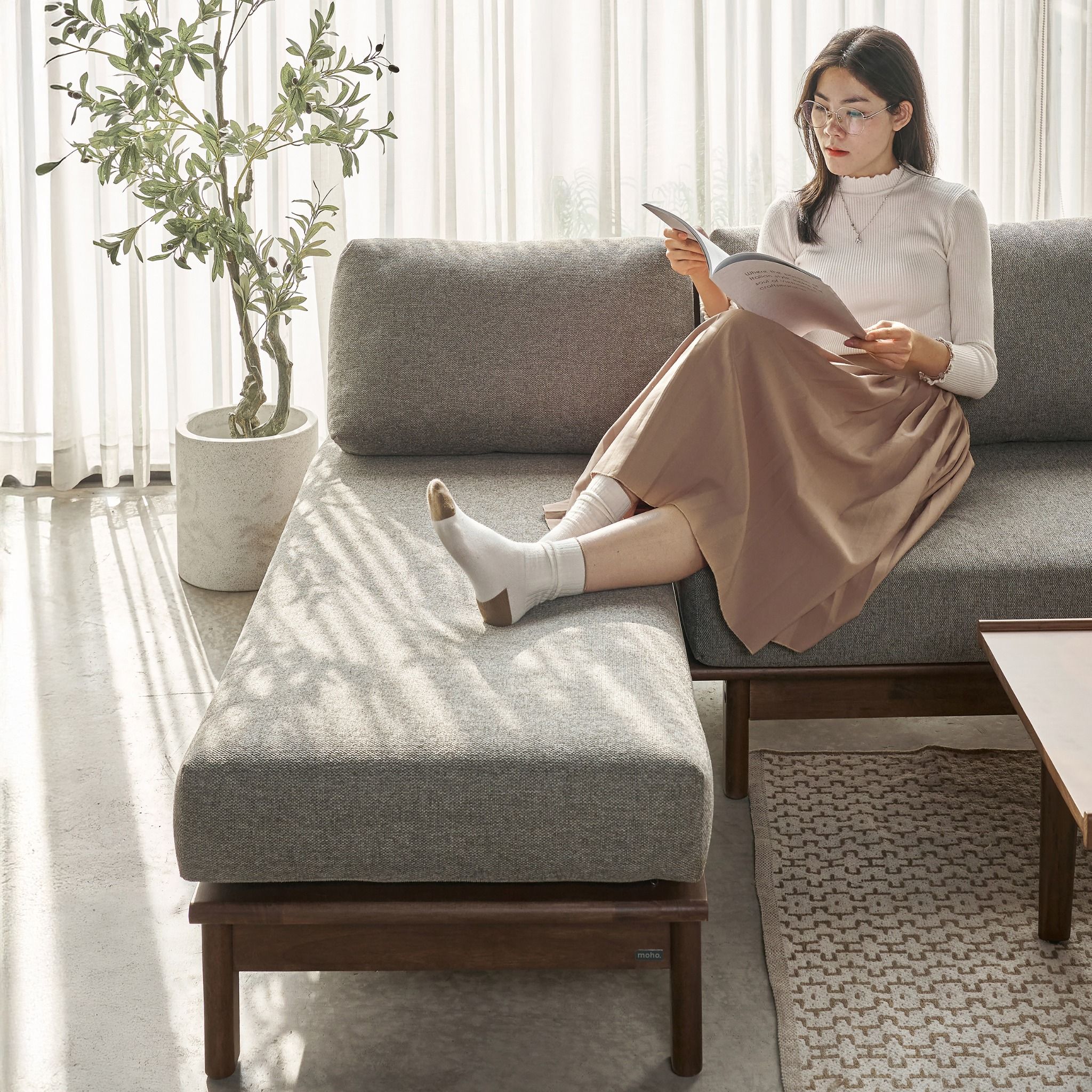 Ghế Sofa Góc Chữ L Gỗ Cao Su Tự Nhiên MOHO VLINE 601