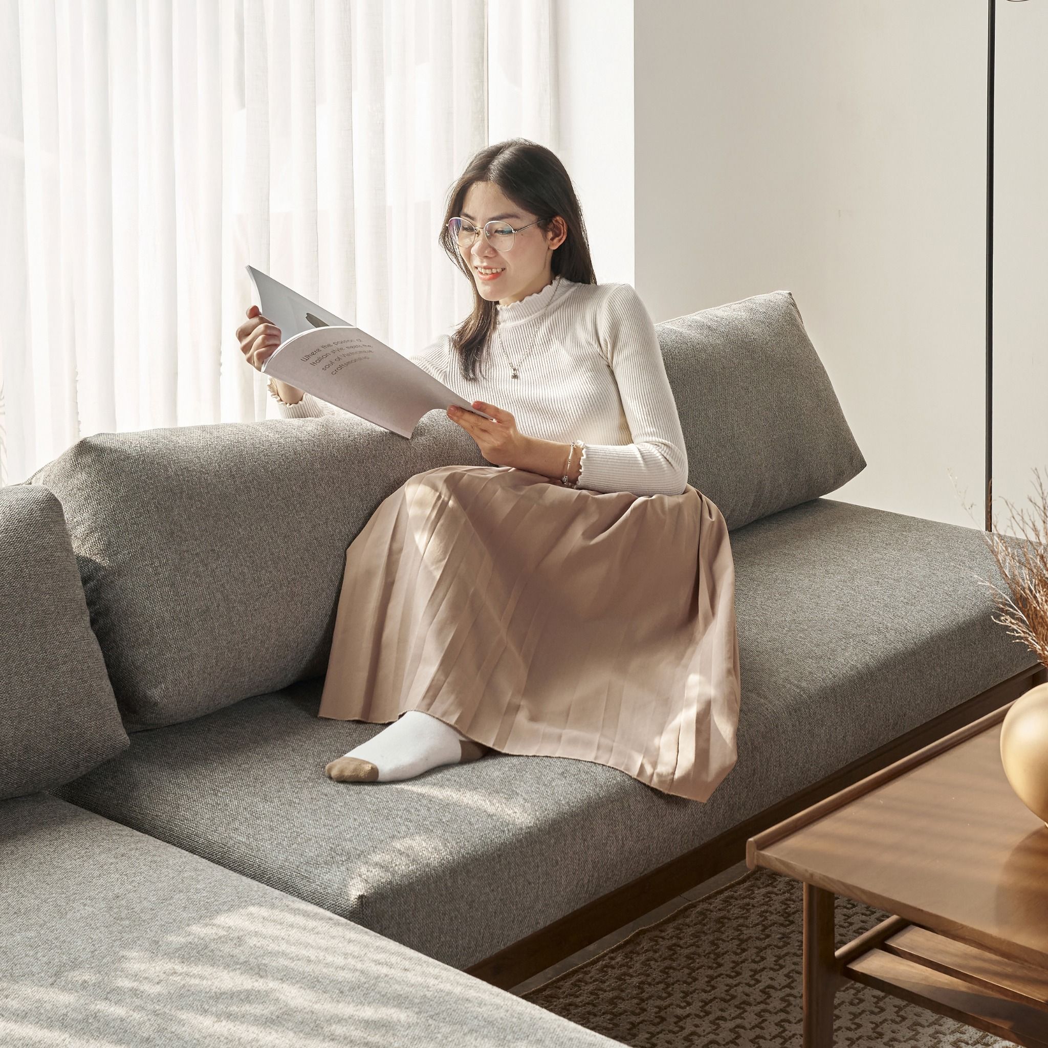 Ghế Sofa Gỗ Tràm Tự Nhiên MOHO VLINE 601 Màu Xám Đậm