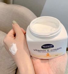 Kem Dưỡng Da Mềm Mịn Body Redwin Vitamin E Cream 300g