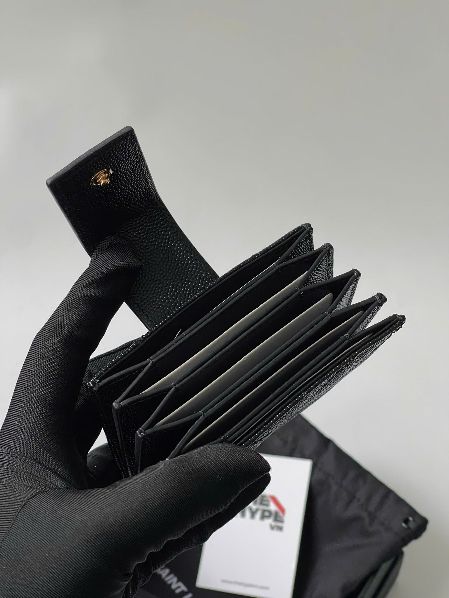 VÍ ĐỰNG THẺ SAINT LAURENT YSL CASSANDRE MATELASSE (BLACK)