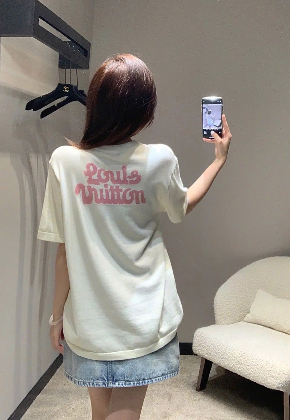 Áo Thun Louis Vuitton LV Flower Tyler (Egg Shell)