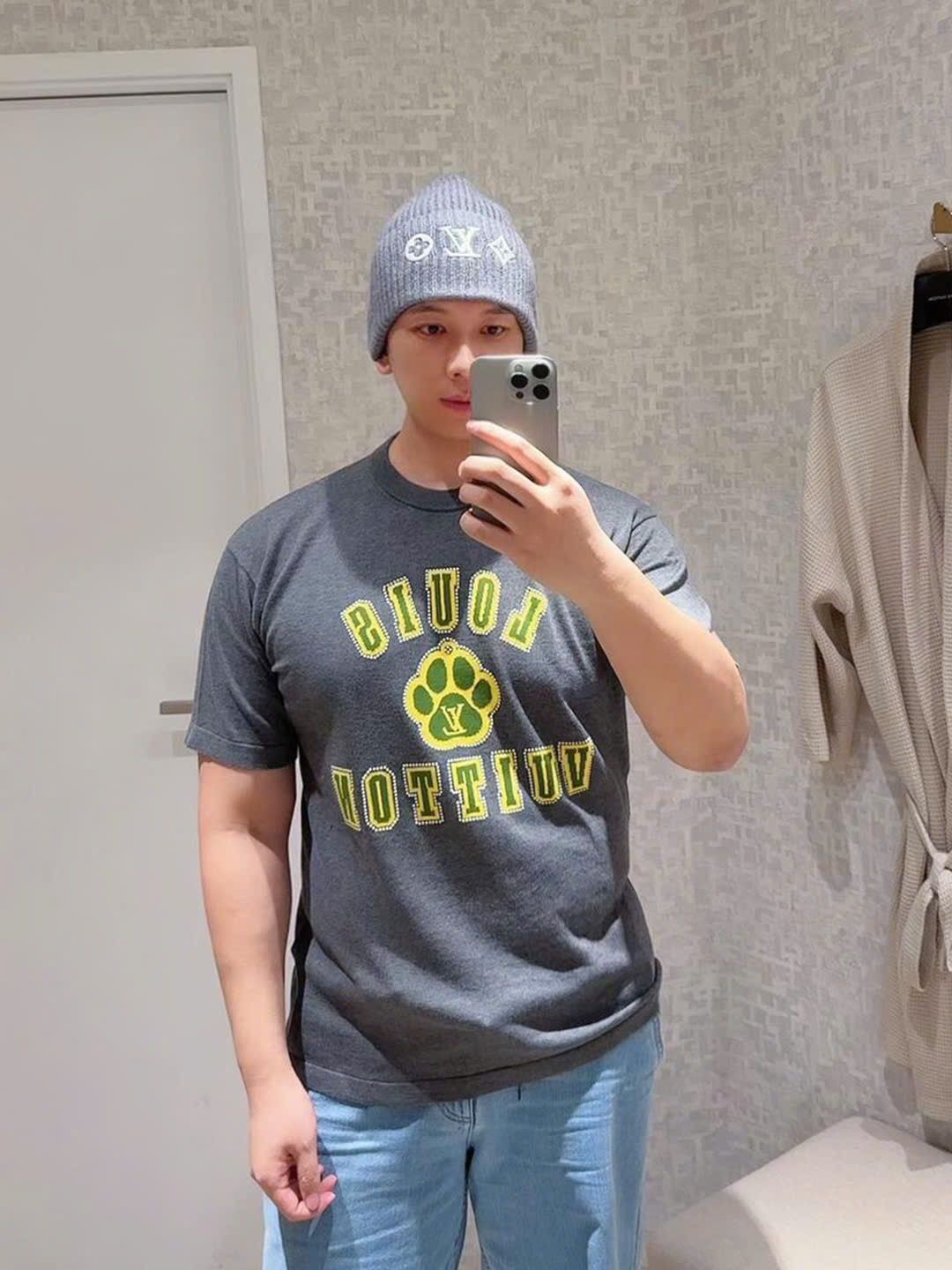 ÁO THUN LOUIS VUITTON LV DOG PAW (GREY)
