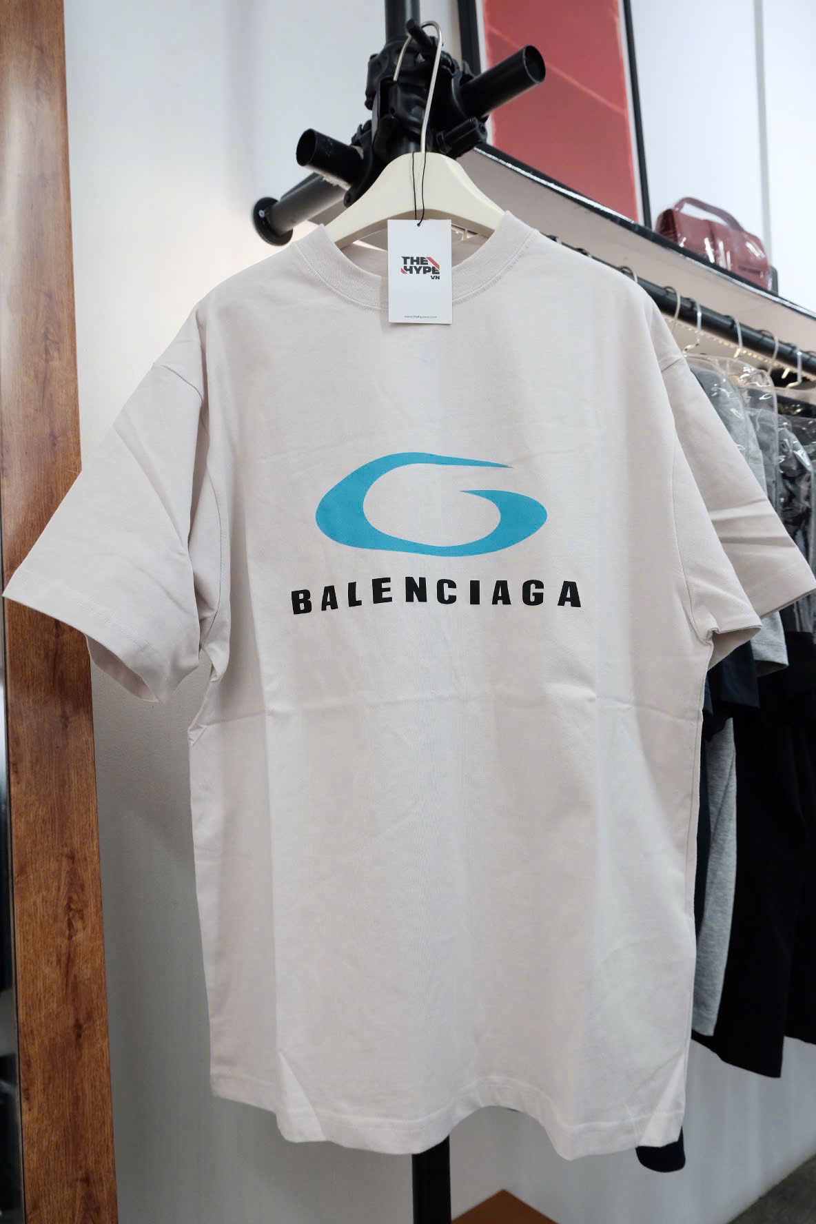 ÁO THUN BALENCIAGA BLCG LOOP SPORT ICON (CREAM)