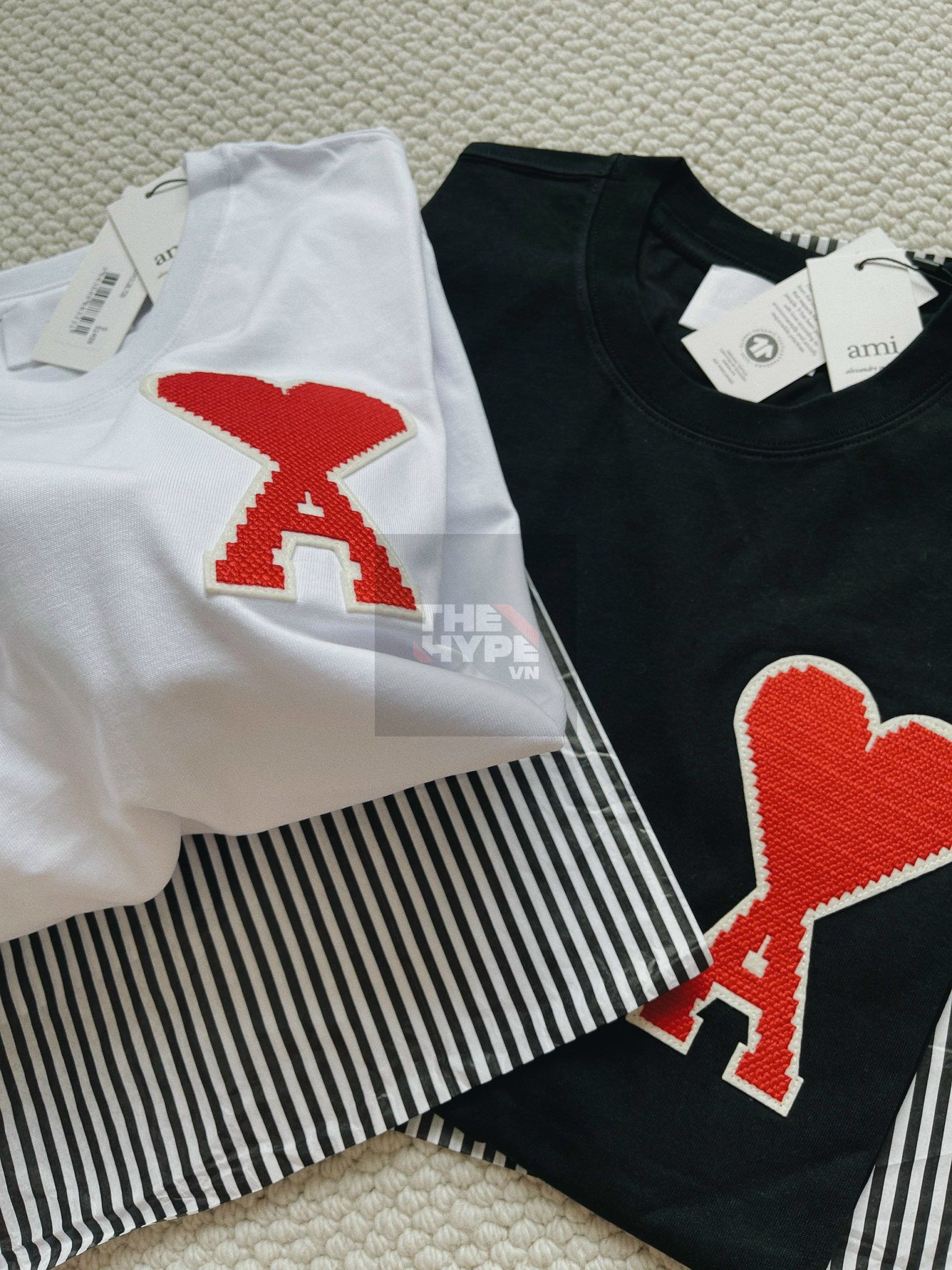 ÁO PHÔNG AMI PARIS WITH PATCH BIG HEART LOGO TEE (WHITE)