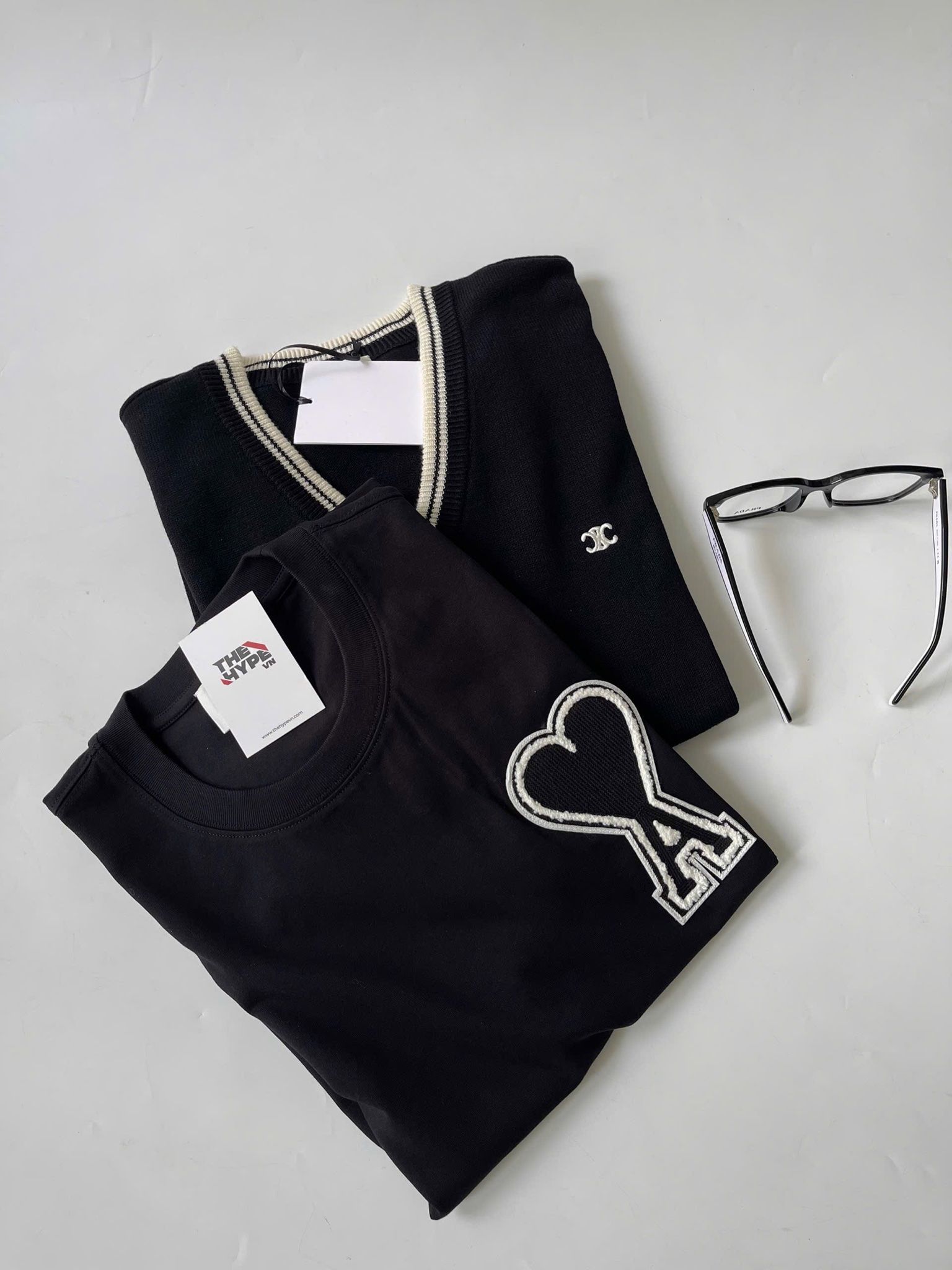 ÁO SWEATER CELINE TRIOMPHE V NECK WOOL (BLACK)