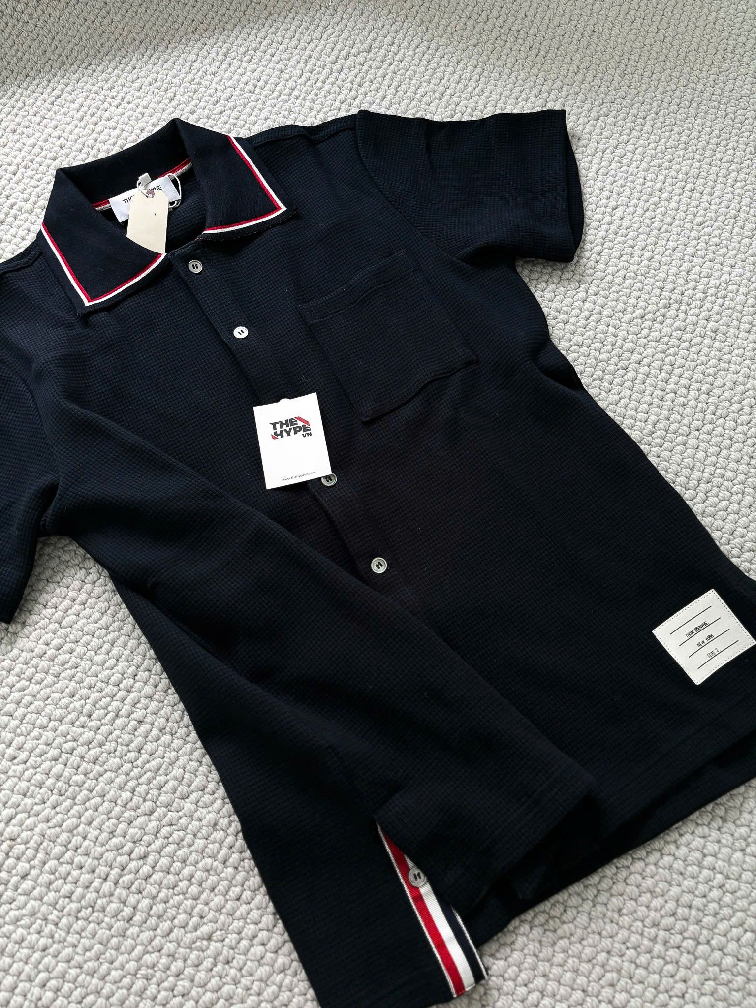 ÁO POLO THOM BROWNE TB TEXTURED COTTON (NAVY)