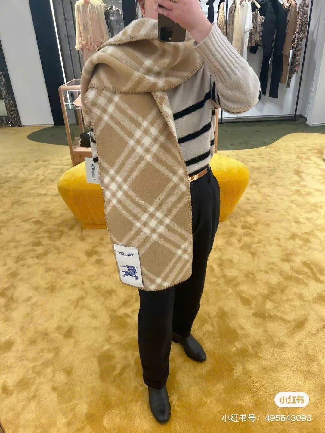 KHĂN BURBERRY BBR CHECK WOOL SCARF (NEUTRAL)