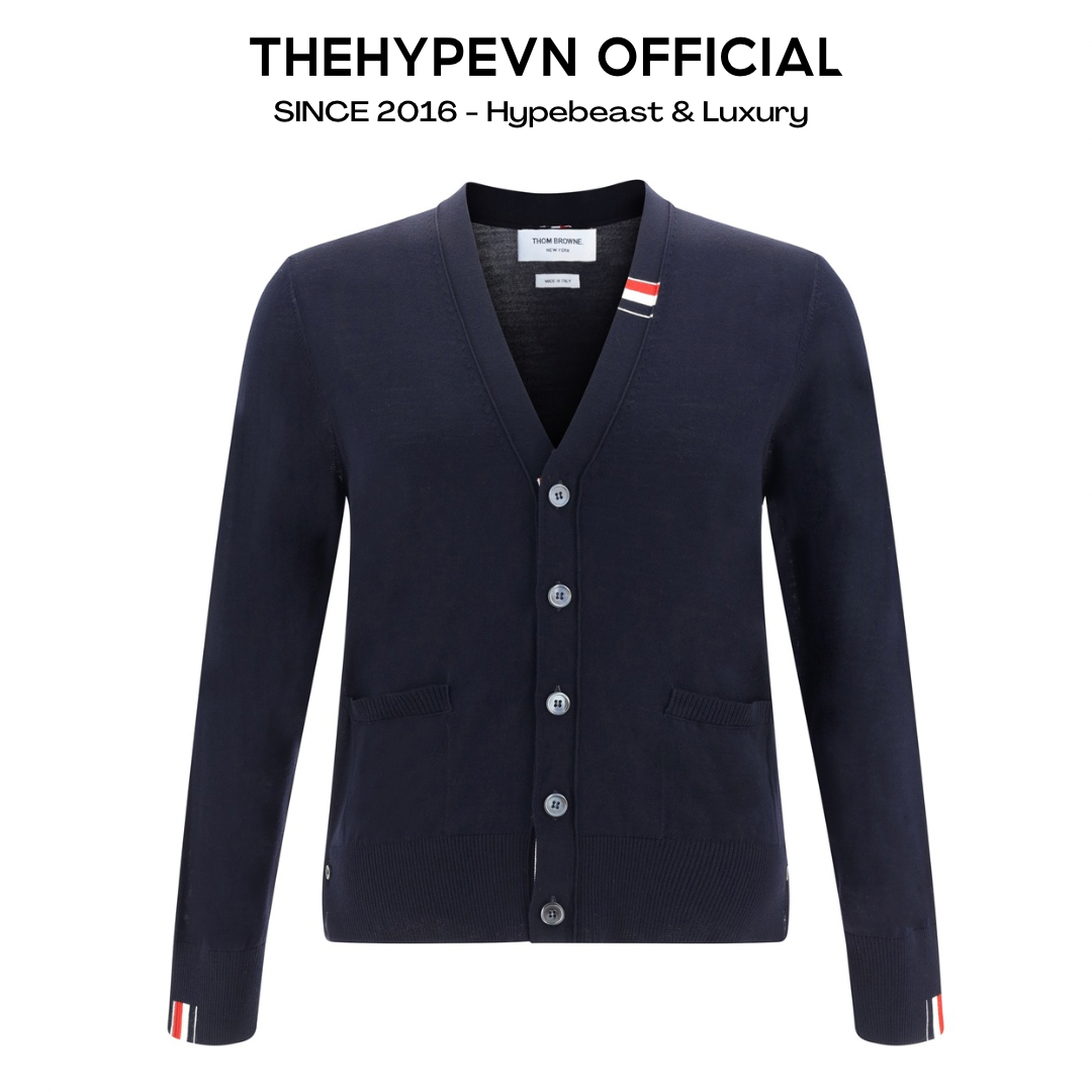 ÁO CARDIGAN THOM BROWNE TB LOGO NECK (NAVY)