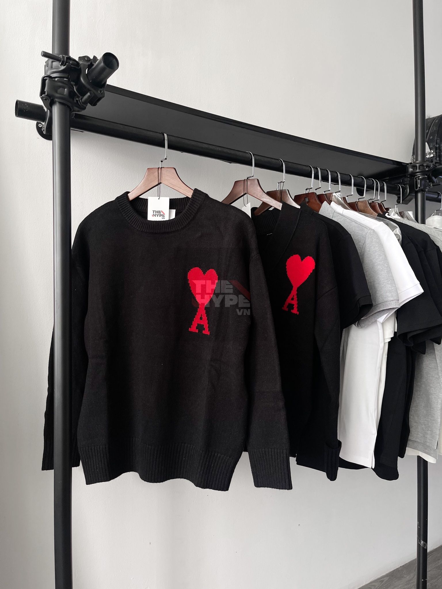 ÁO SWEATER AMI PARIS BIG HEART MERINO WOOL (BLACK)