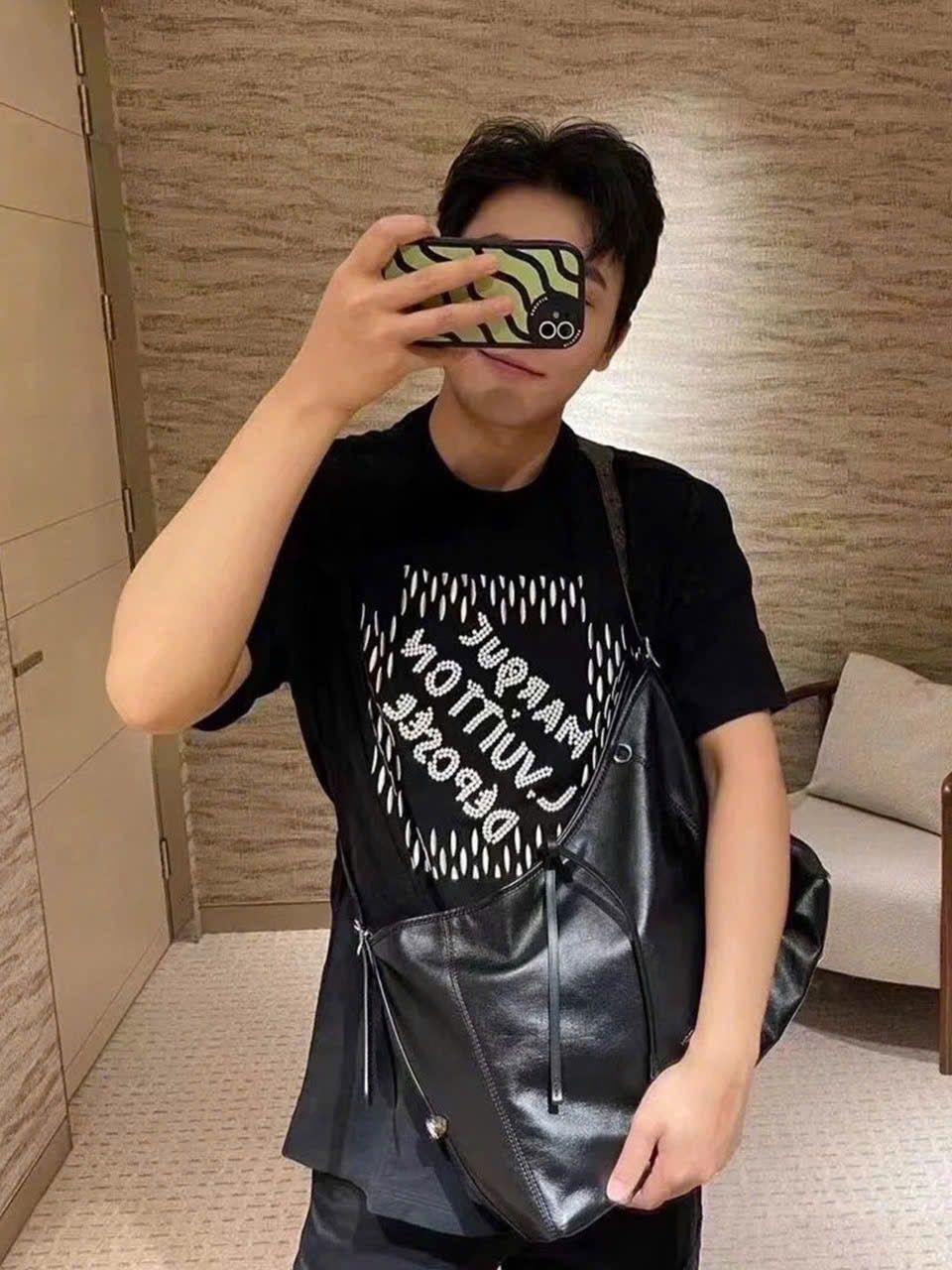 ÁO THUN LOUIS VUITTON LV MARQUE PEARL (BLACK)